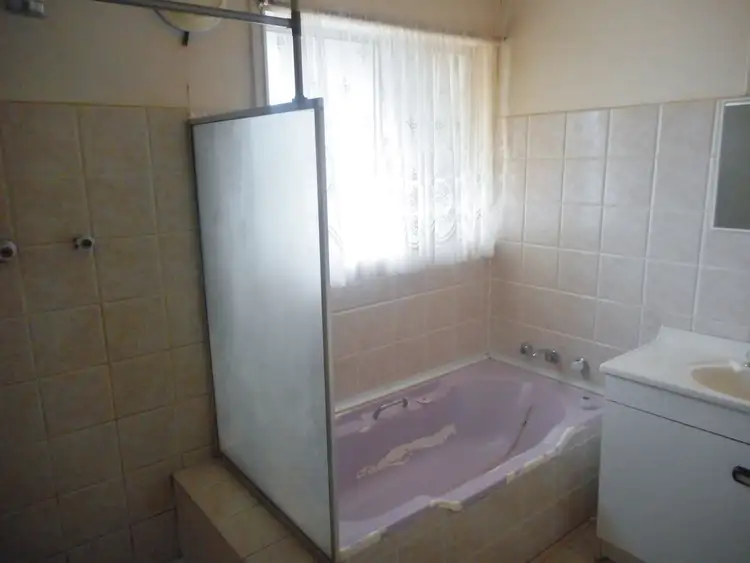 Sixth view of Homely house listing, 27 Moore Street, Hillston NSW 2675