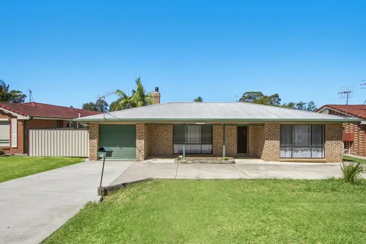 56 Eric Fenning Drive, Surf Beach NSW 2536
