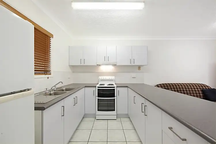 Second view of Homely unit listing, 4/25 Cavendish Street, Pimlico QLD 4812