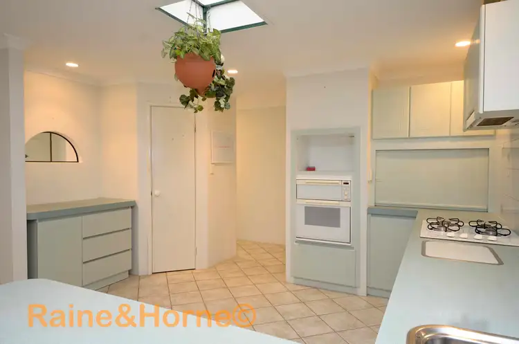 Second view of Homely house listing, 6 Rodgers Place, Carey Park WA 6230