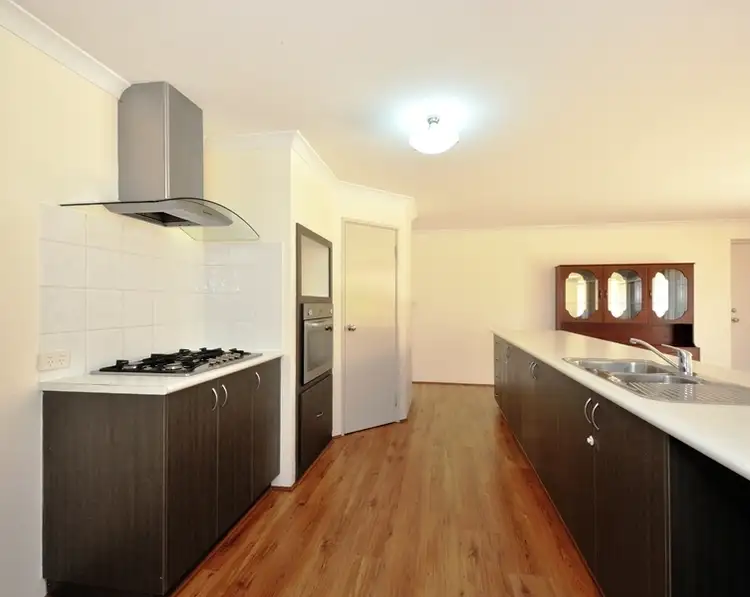 82 CHELTENHAM LOOP, Bertram WA 6167