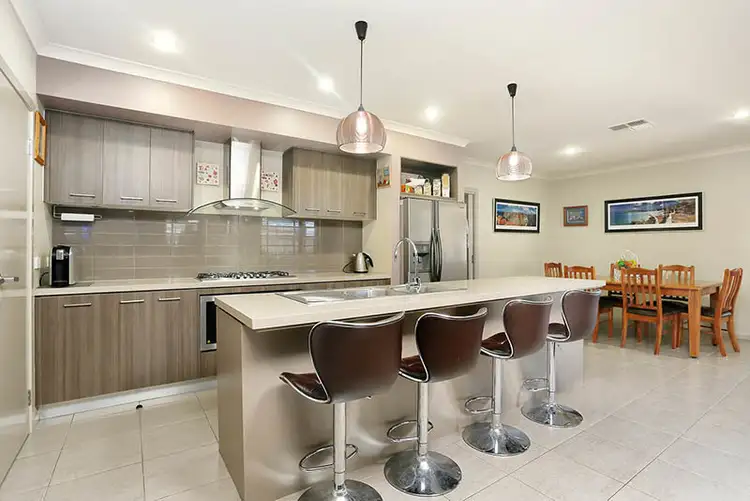 11 Shelduck Court, Lara VIC 3212