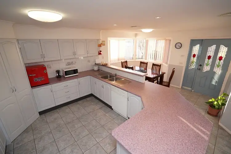 Sixth view of Homely house listing, 1 Homestead Court North,, Griffith NSW 2680