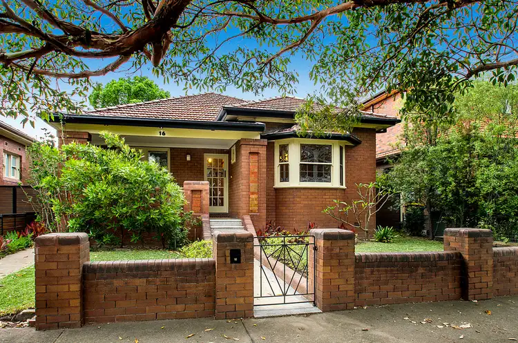 16 Walker Street, Canada Bay NSW 2046
