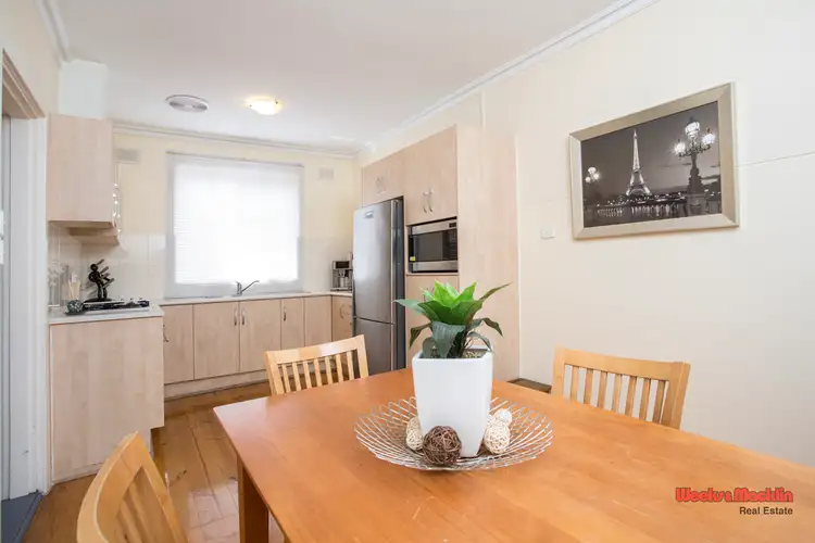 19 Amber Avenue, Clearview SA 5085