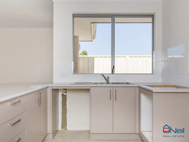 Seventh view of Homely house listing, Unit 29 / 113 Owtram Road, Armadale WA 6112