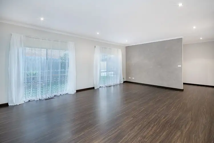 Fifth view of Homely unit listing, 1/7 Timins Street, Sunbury VIC 3429
