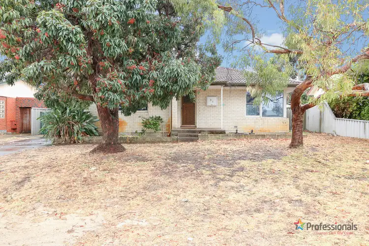 Second view of Homely house listing, 31 Templeton Cres, Girrawheen WA 6064