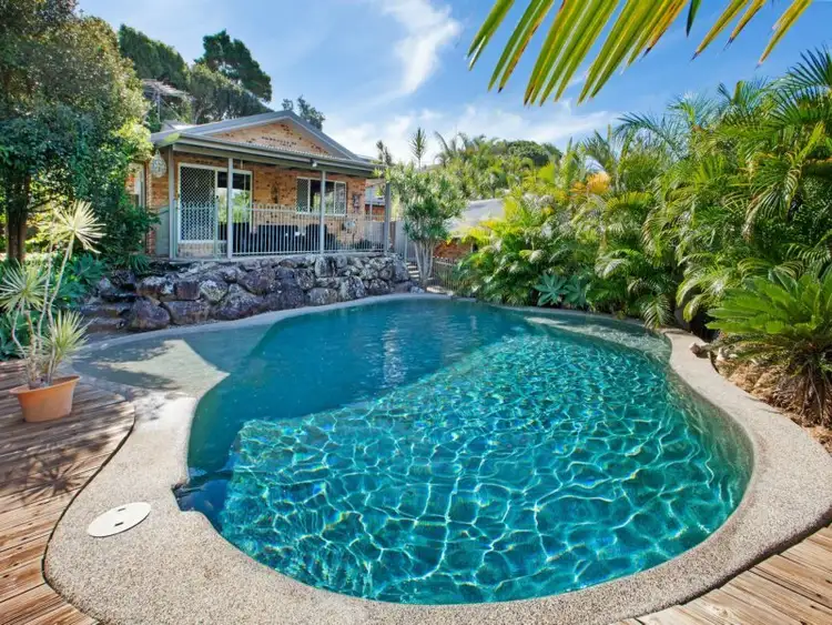 11 Coorara Court, Mount Coolum QLD 4573