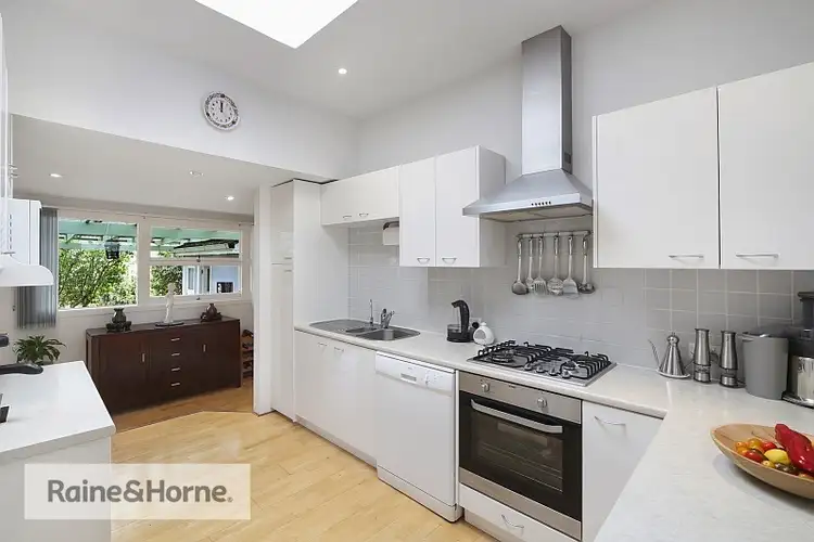 299 Ocean Beach Road, Umina Beach NSW 2257