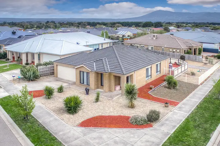 1 Mt.Vista Close, New Gisborne VIC 3438
