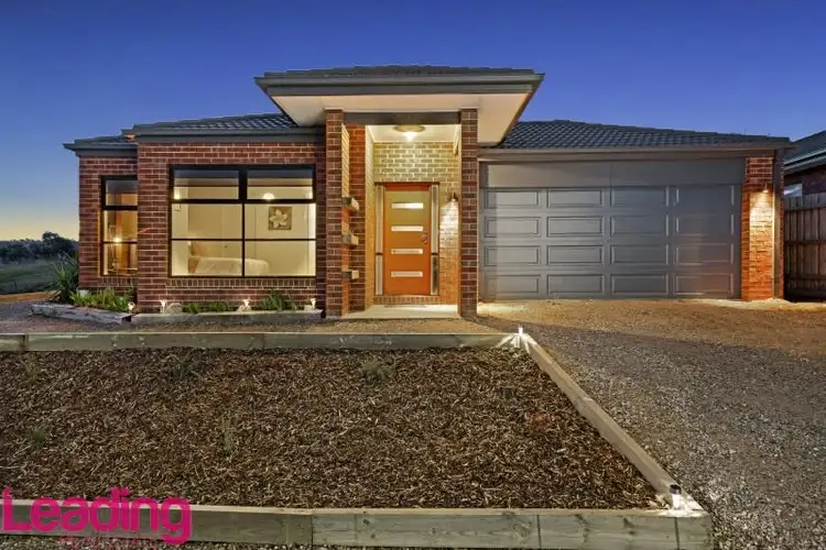 8 Haxton Court, Sunbury VIC 3429