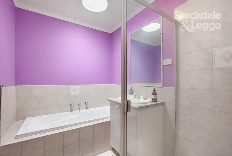 Fourth view of Homely unit listing, 42 Elinda Place, Reservoir VIC 3073