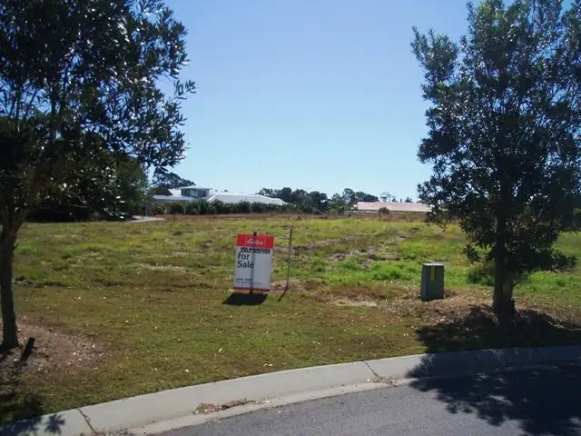 2 Nira Court, Burrum Heads QLD 4659