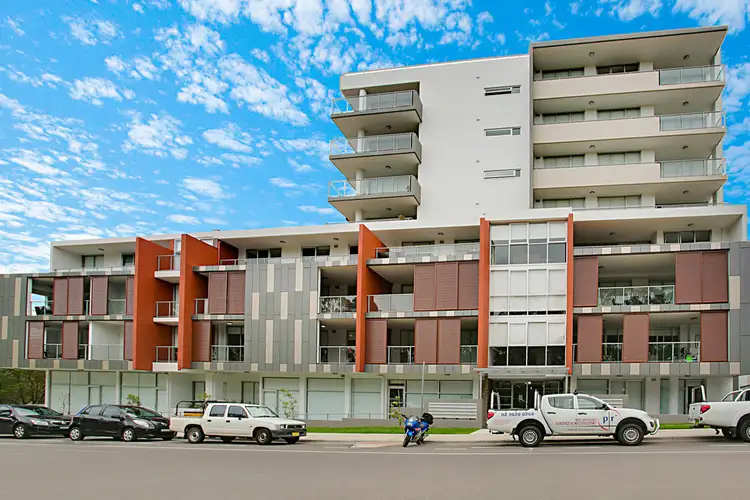 8/47 Stowe Avenue, Campbelltown NSW 2560