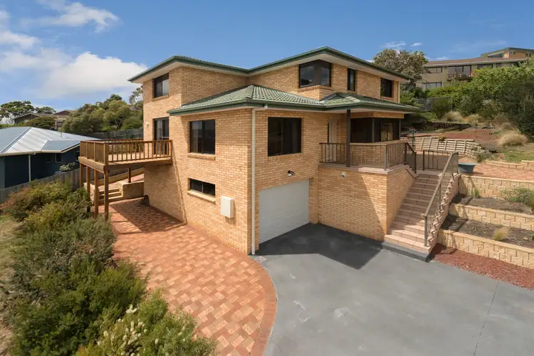 5 Carla Close, Lenah Valley TAS 7008