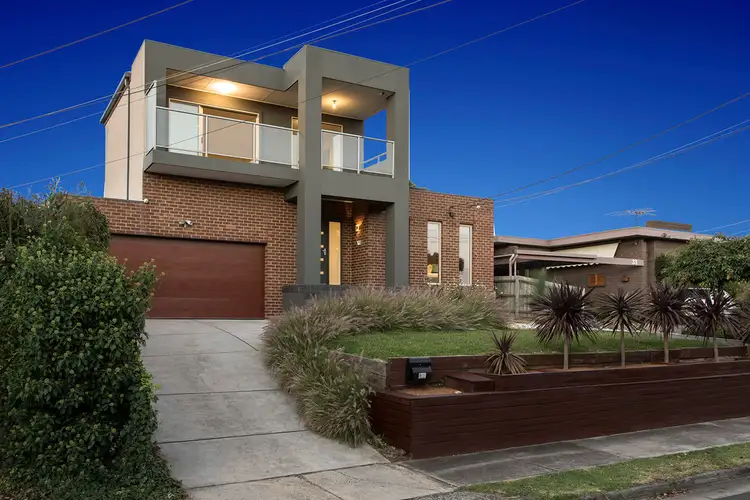 31 Caravelle Crescent, Strathmore Heights VIC 3041