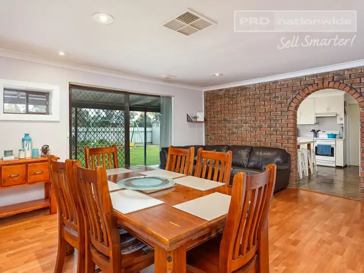 Fifth view of Homely house listing, 7 Finch Place, Mount Austin NSW 2650