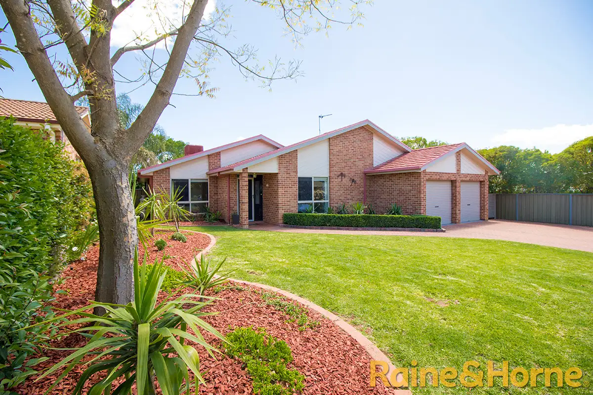 Main view of Homely house listing, 3 Poidevin Place, Dubbo NSW 2830