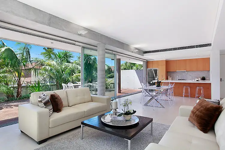 2/8 Francis Street, Bondi Beach NSW 2026