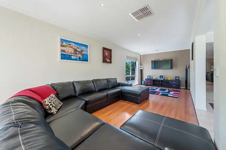 Third view of Homely house listing, 33 Parramatta Walk, Craigieburn VIC 3064