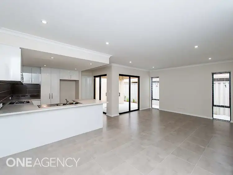 2/60 Kennedy Road, Morley WA 6062