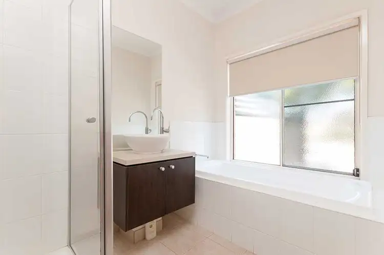 Sixth view of Homely house listing, 21 Highbury Circuit, Craigieburn VIC 3064