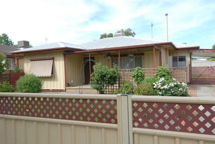433 Sloane Street, Deniliquin NSW 2710