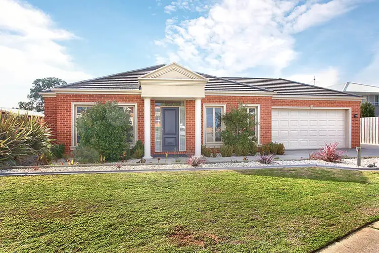 54 Burgundy Drive, Waurn Ponds VIC 3216