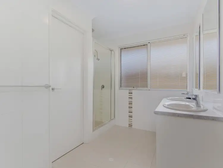 Seventh view of Homely house listing, 6 BANPO LANE, Baldivis WA 6171
