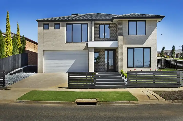 8 Pit Street, Grovedale VIC 3216