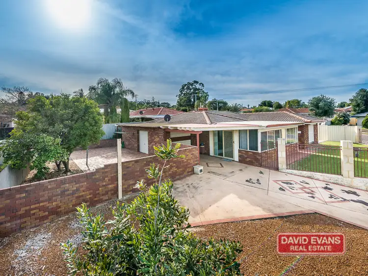 1 Ruthin Way, Wanneroo WA 6065