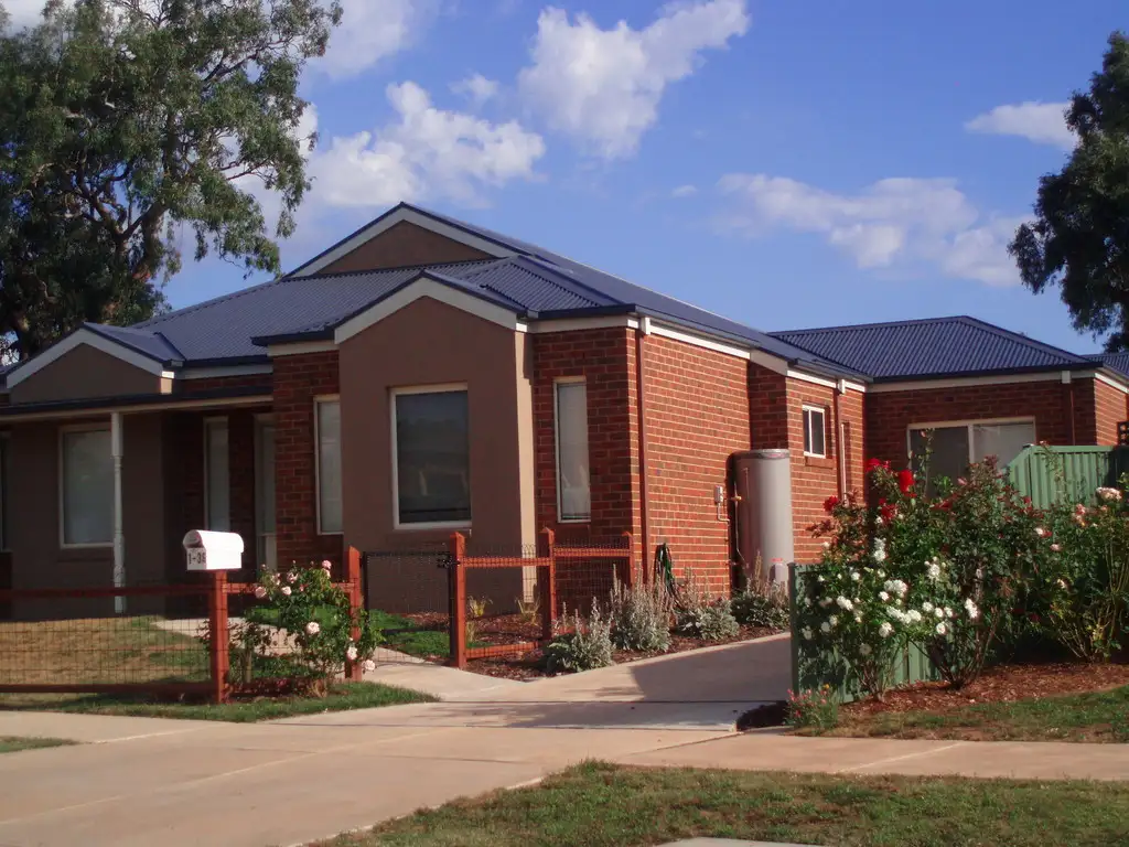 Main view of Homely townhouse listing, 1/36 Cambridge Drive, Mansfield VIC 3722