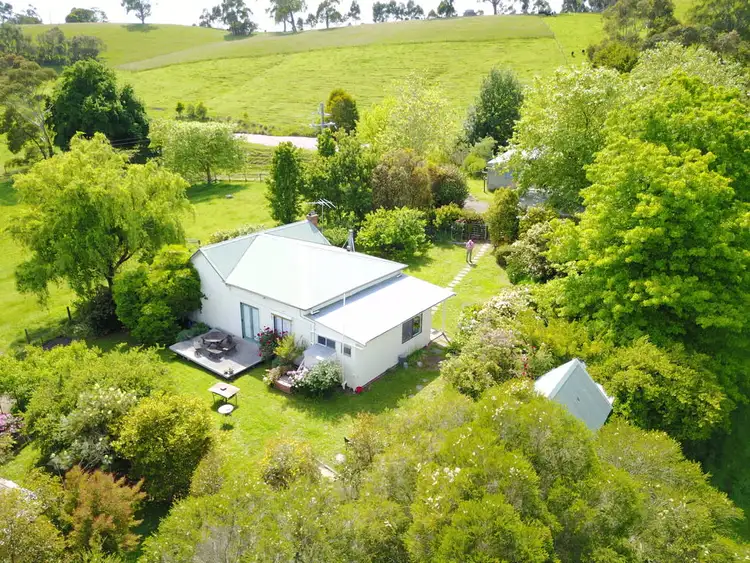 90 BOUNDARY ROAD, Loch VIC 3945