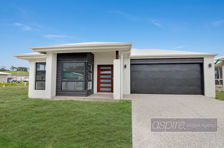 25 GREBE CRESCENT, Bli Bli QLD 4560