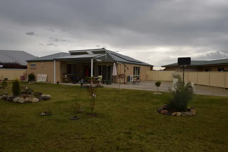 Fifth view of Homely house listing, 4 CHAMBERLAIN COURT, Deniliquin NSW 2710