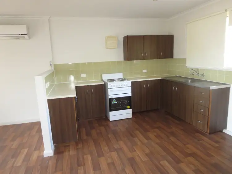 Fifth view of Homely house listing, 5 Lorikeet Crt, Murray Bridge SA 5253