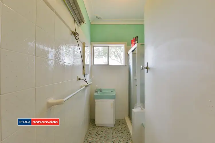 Seventh view of Homely house listing, 8 Cambridge Street, Tamworth NSW 2340