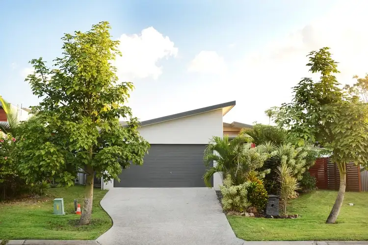 54 Abell Road, Cannonvale QLD 4802
