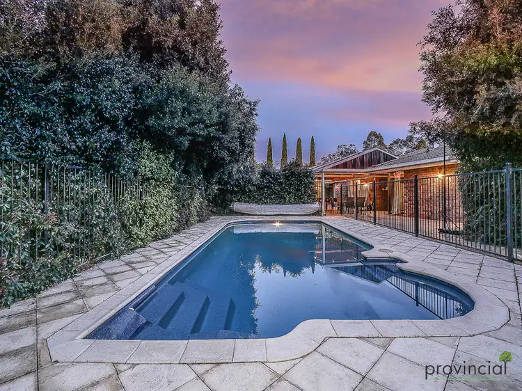 9 Pindari Rd, Lesmurdie WA 6076