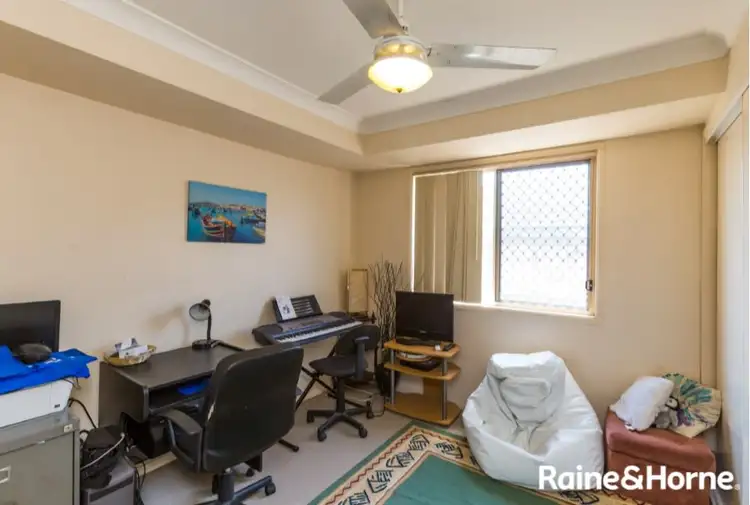 Fifth view of Homely house listing, 10 SUNBEAM COURT, Morayfield QLD 4506