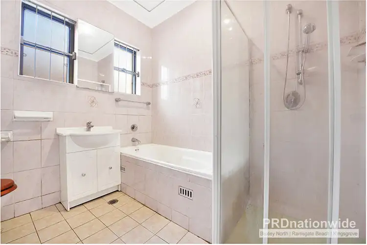 Fourth view of Homely house listing, 10 Alkoomie Street, Beverly Hills NSW 2209