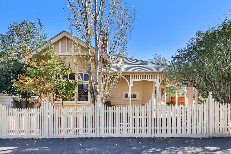 527 Lydiard Street North, Soldiers Hill VIC 3350