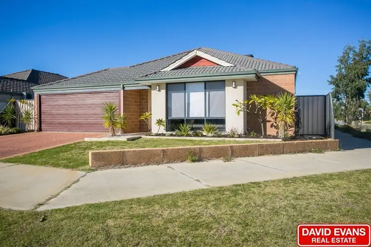 15 Leschenault Loop