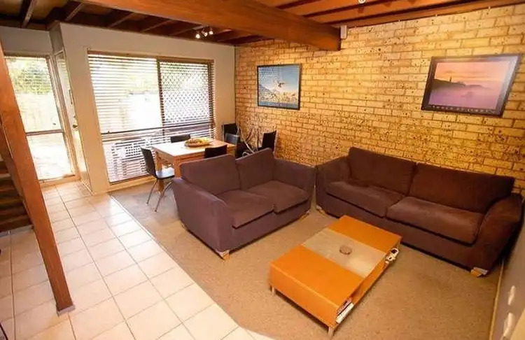 Second view of Homely house listing, 2/21 Chatswood Road, Daisy Hill QLD 4127