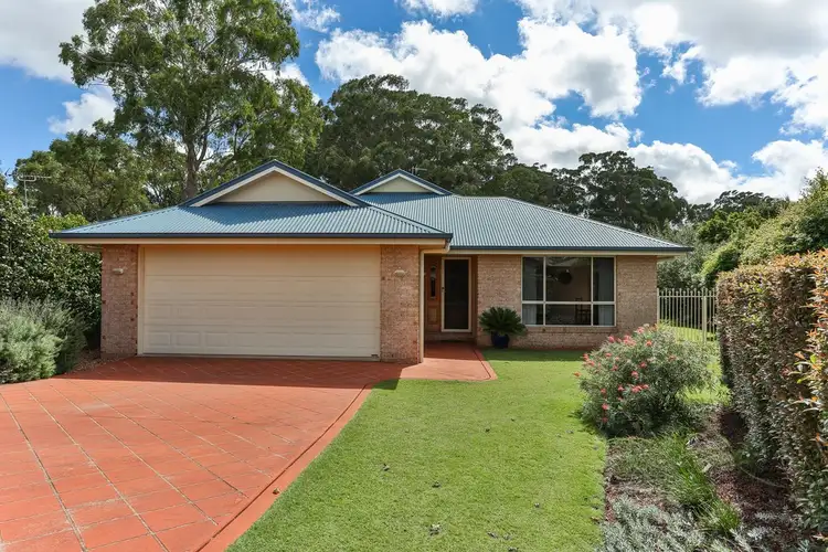 15 Emerald Court, Middle Ridge QLD 4350