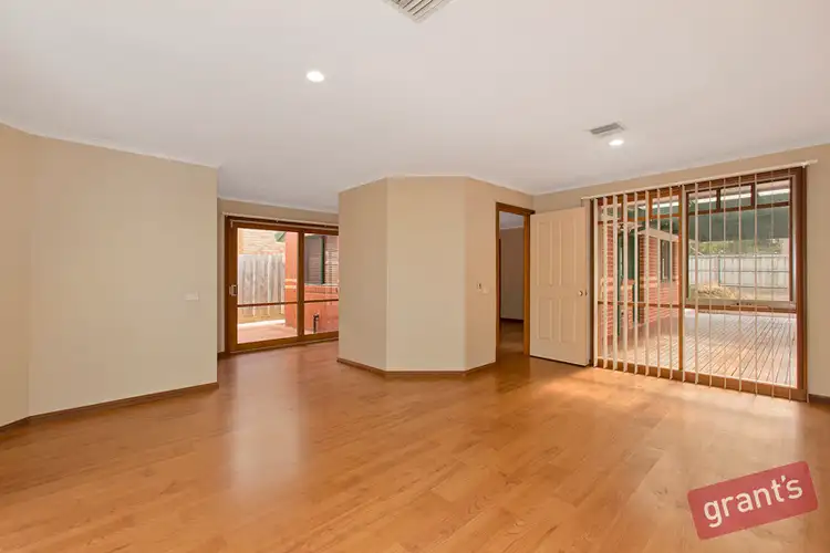 Fifth view of Homely house listing, 9 Daisy Court, Narre Warren South VIC 3805