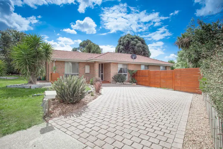 6 Bates Court, Sunbury VIC 3429