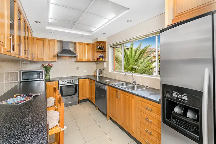 Third view of Homely unit listing, 6/39 Oaks Avenue, Dee Why NSW 2099