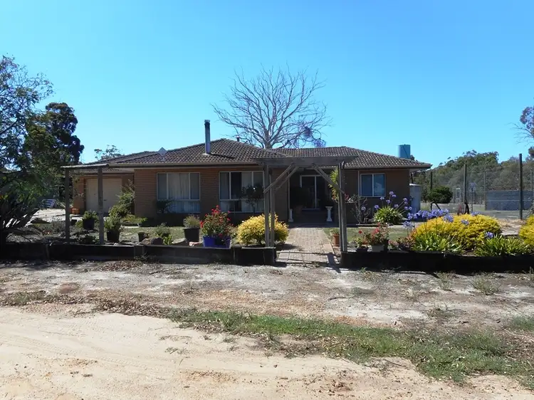 155 Katanning - Dumbleyung Road, Katanning WA 6317